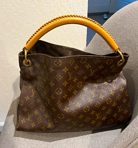 Louis vuitton monogram - vuitton, artsy