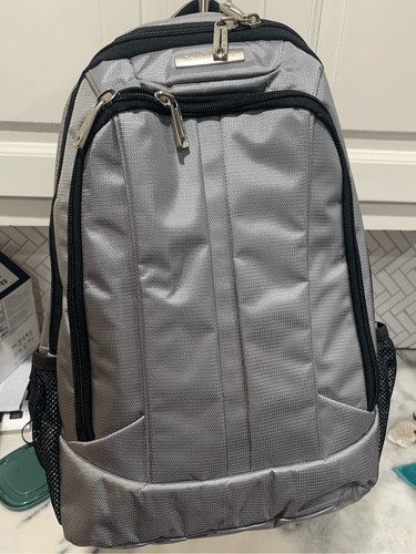 Nwot samsonite grey - nwot, macro