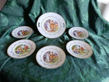 Antico Servizio Di Piatti da