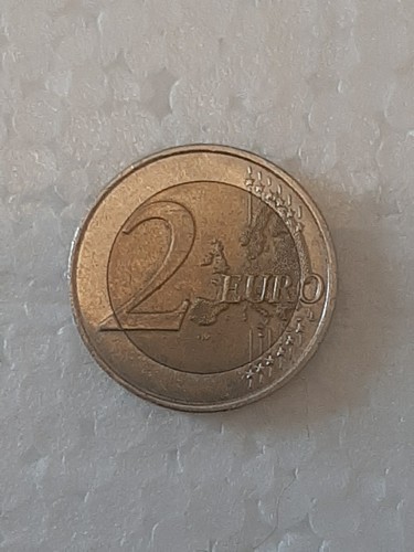 Une pièce euros de - pièce,