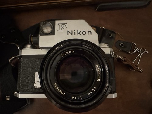 Nikon cromata 35mm con - cromata,