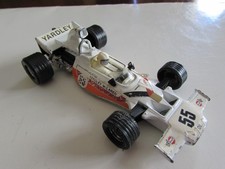 CORGI GT BRITAIN - Mc Laren Ford MI9A - Yardley F1 - sc. 1:36