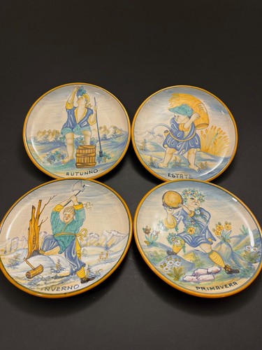 Set piatti quattro - set, "quattro