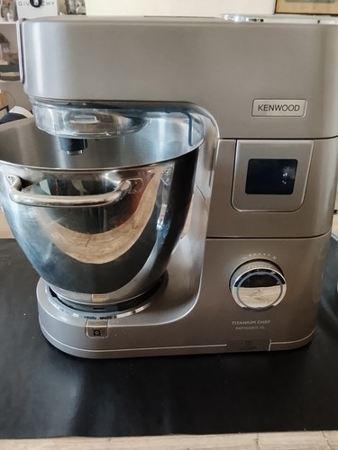Kenwood titanium chef