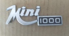 SIGLA FREGIO SCRITTA LOGO BADGE POSTERIORE INNOCENTI "MINI 1000" IN METALLO