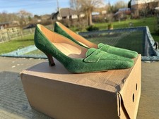 LK Bennett UK 7, camoscio