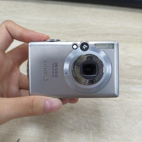 Canon ixus 0mp 3x - canon, optical