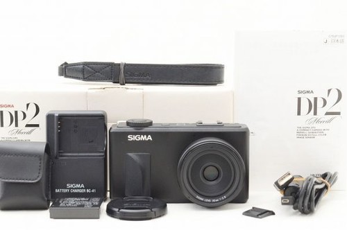 Fotocamera digitale compatta