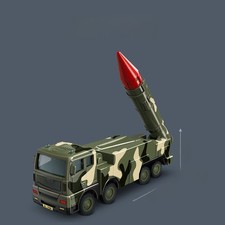 Auto giocattolo militare con