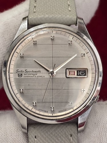 Vintage 1966 jdm seiko - vintage,