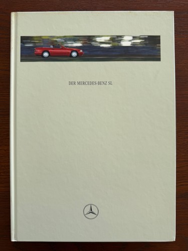 Brochure copertina rigida