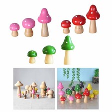 3 pezzi di statuette di funghi