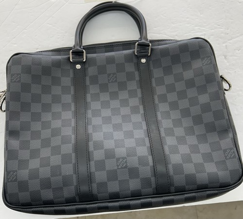 Louis vuitton porta - louis,