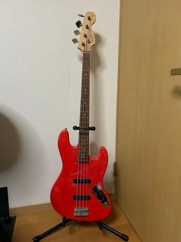 Basso elettrico squier - elettrico, by
