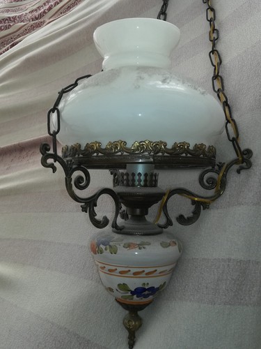 Antico lampadario con opalina - antico,