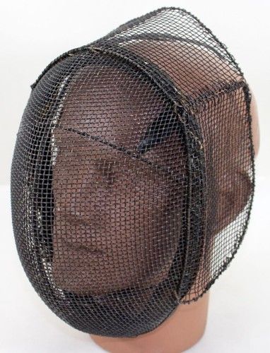 Antico casco maschera