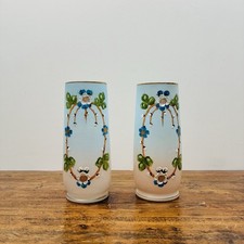 Raro paio di vasi antichi in