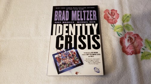 Identity crisis brad - di,
