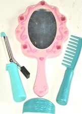 BARBIE SPECCHIO + ACCESSORI CAPELLI MATTEL 2005 INDONESIA