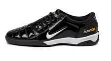 Nike Total 90 III SP Black Patent EU 41-43, US 8-9.5, UK 7-8.5 (HJ9351-001)