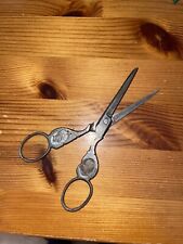 Forbici antiche da sarta Con Figure Di Monarchi? In Metallo Vecchissime