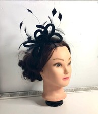 Cappello con fascia in velluto