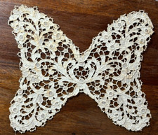 PIZZO ANTICO - Grande farfalla