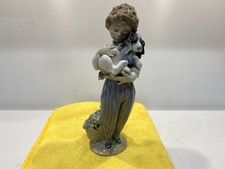 LLADRO- #7609-PERRITO