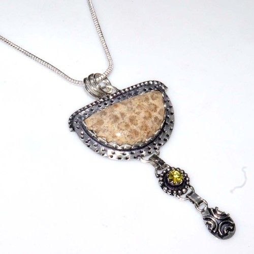 Collana lunga goccia corallo