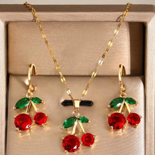 Collana con ciondolo - , e