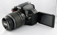 Nikon D3200 Kit con AF-S DX VR