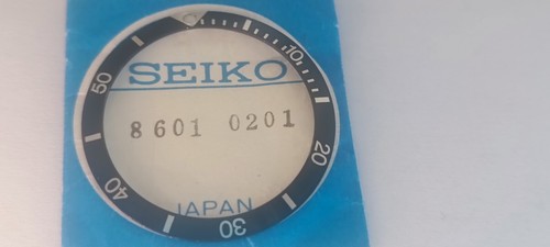 Seiko 7005 8052 - , bezel