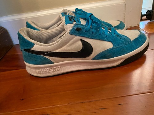 Taglia nike adversary - taglia,