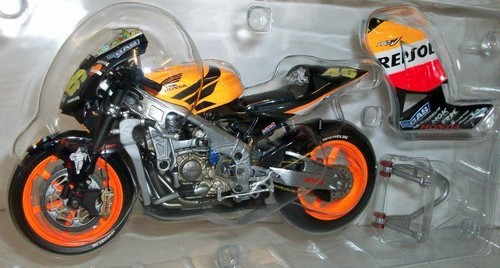 Minichamps scala 122 - 1/12,