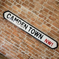 Insegna Camden Town legno