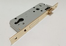 Serratura da infilare scrocco