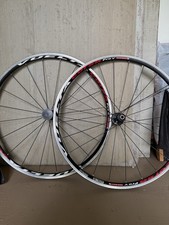 Vuelta Corsa Pro V Hand-built