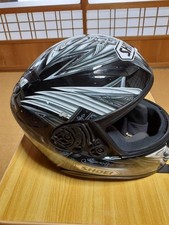 SHOEI-XR-1100 Alcuni graffi L