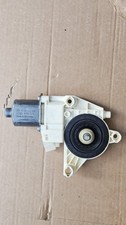 A2469065100 Motorino alzacristallo porta ANT SX MERCEDES  A W176 (W246, W156)