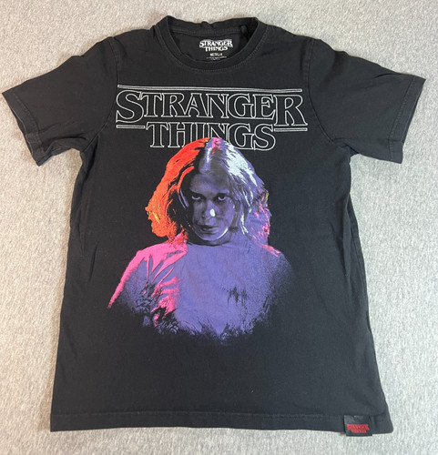 Shirt pull bear stranger - &,