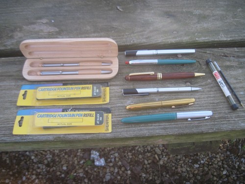 Piccola collezione penne - piccola,
