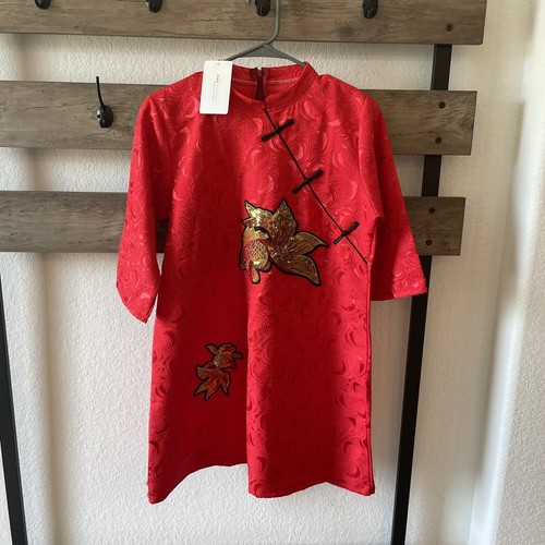 Mini abito nuovo con etichette