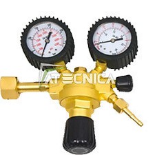 Riduttore regolatore di pressione gas ARGON CO2 315bar 2 manometri per saldatura