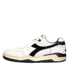 B.560 USED Sneakers DIADORA