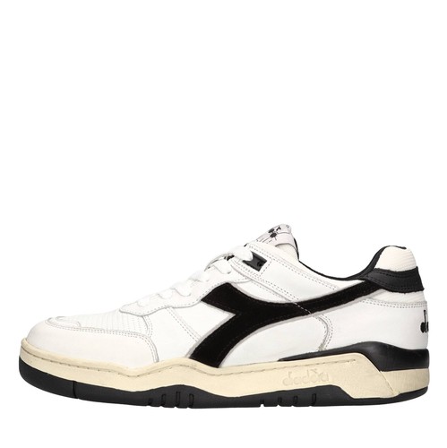 560 used sneakers diadora - used,