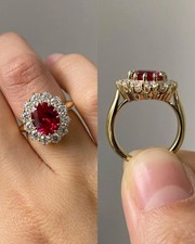Anello di fidanzamento in oro