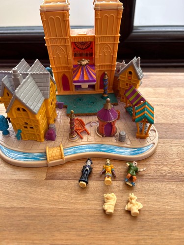 Polly pocket disney set - polly,