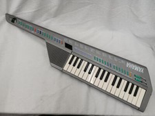 Tastiera digitale Yamaha SHS-10S dal Giappone