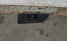 29239 Pulsantiera Alzacristalli Anteriore SX Nissan Almera Dal 1995 al 2000