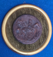 Quadretto decorativo in legno con medaglia Giovanni VIII di Pisanello in legno